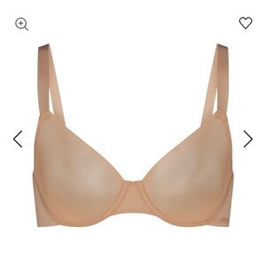 Skims UNLINED DEMI BRA 34DD